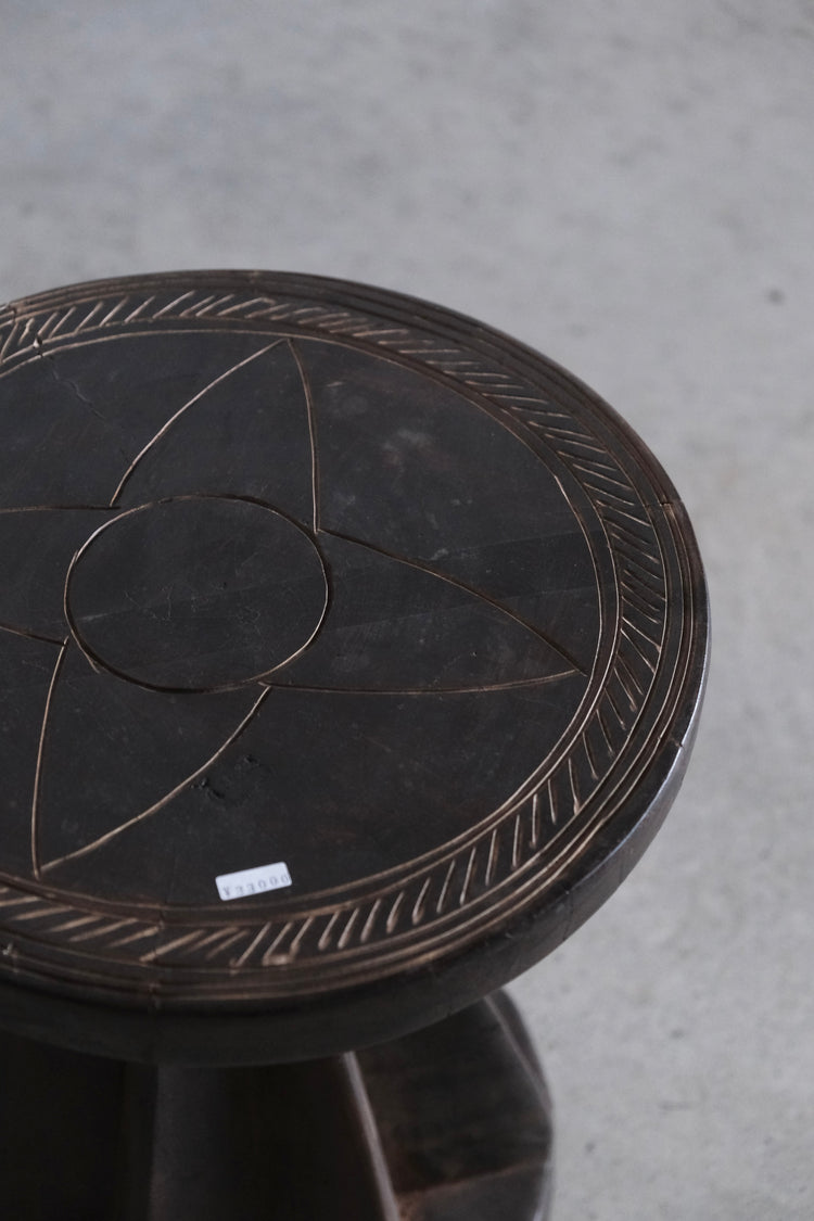 マレンカ族 スツール medium④