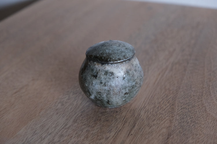 白掛蓋物