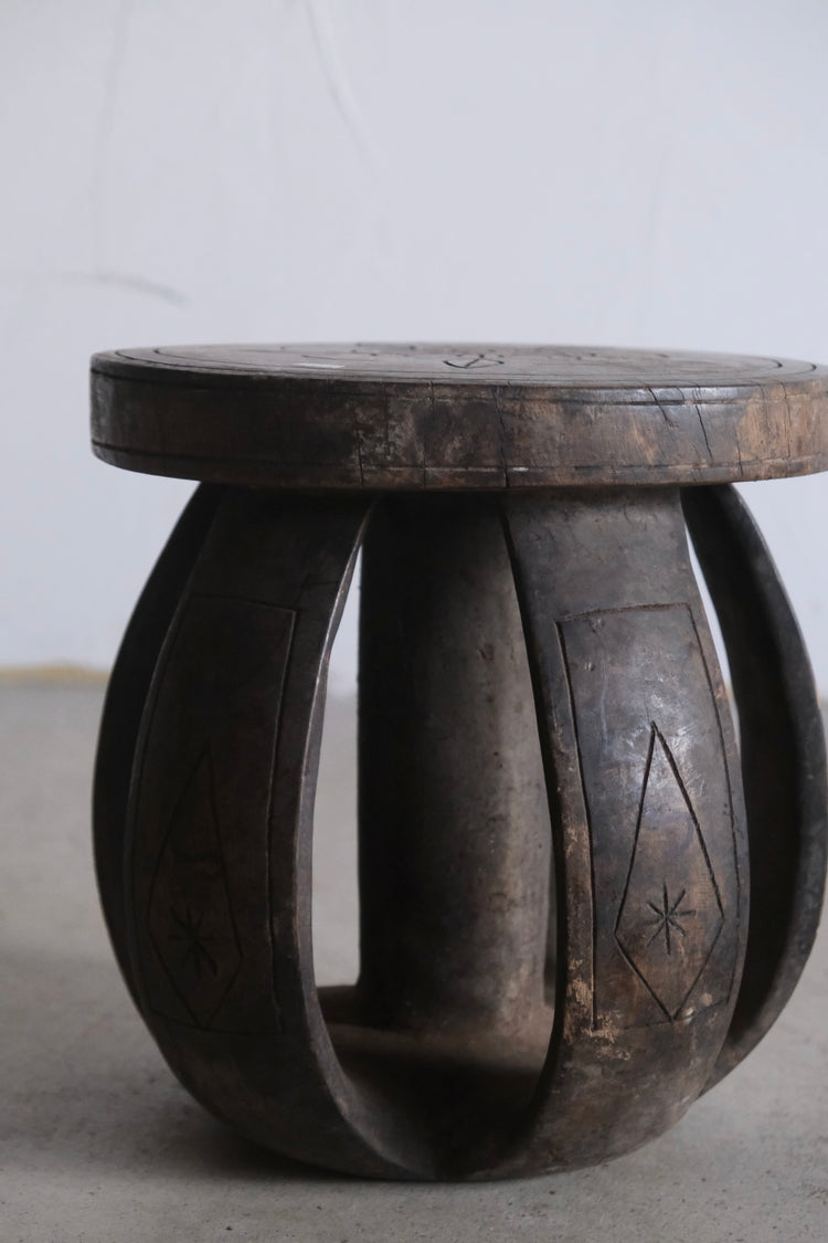 バガ族 スツール medium⑥