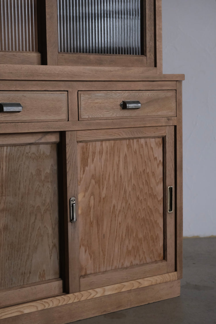 ガラス戸棚(取置き中)