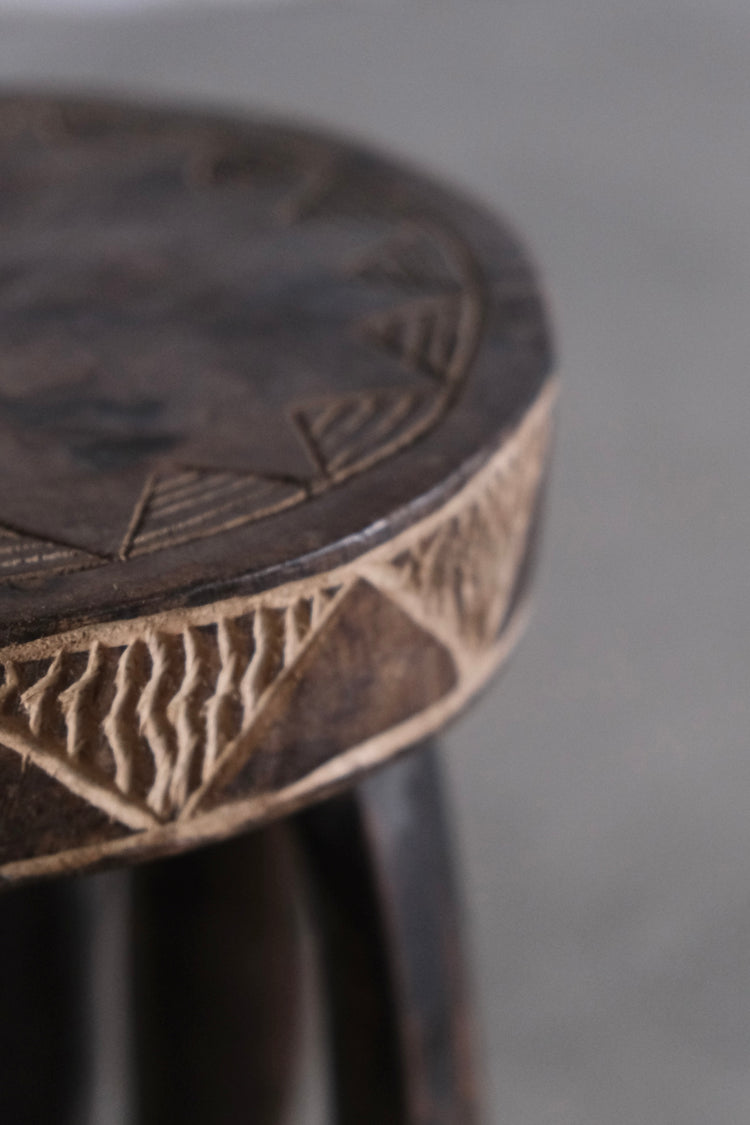 バガ族 スツール small①