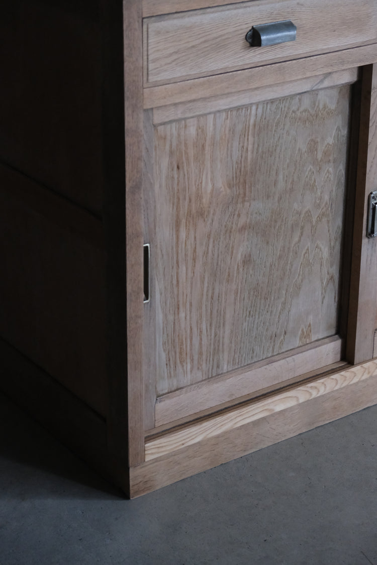 ガラス戸棚(取置き中)