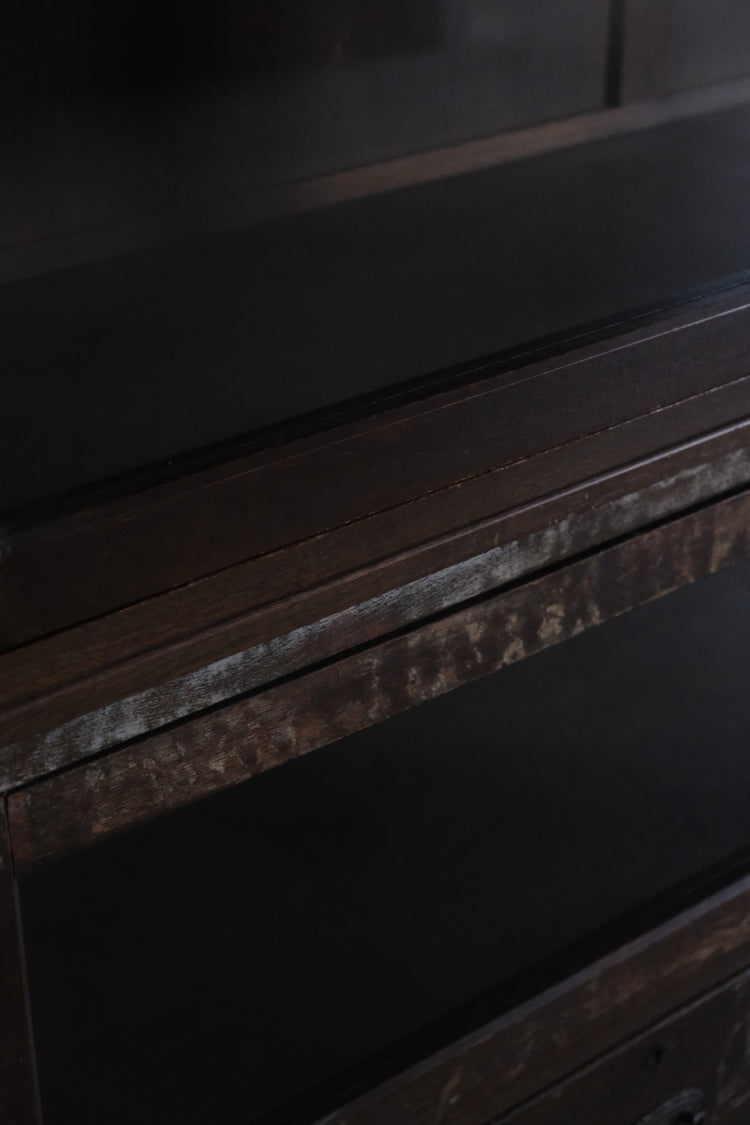 偉大なガラス戸棚