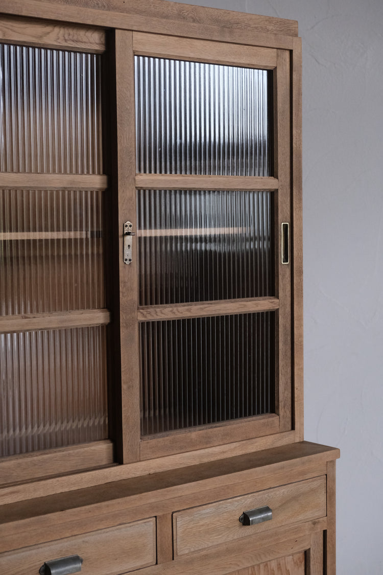 ガラス戸棚(取置き中)