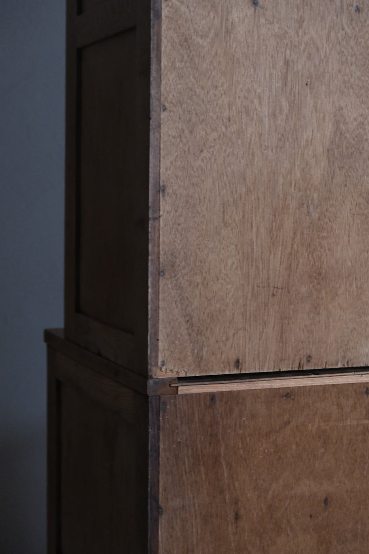 ガラス戸棚(取置き中)