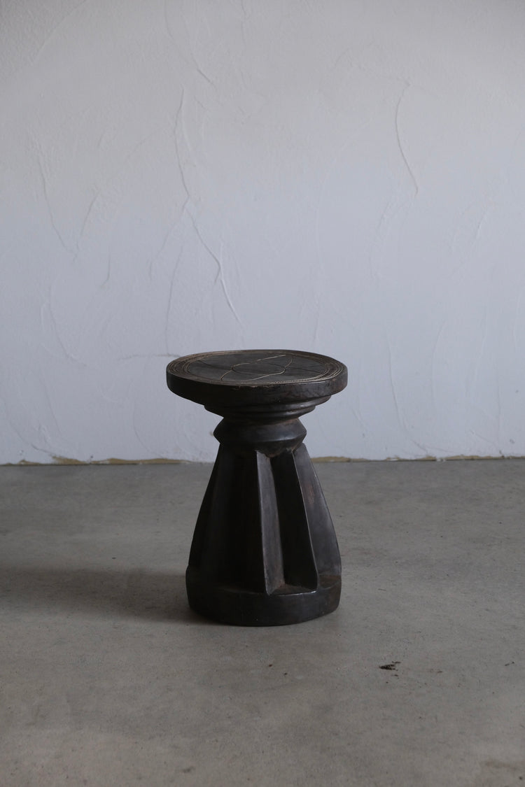 マレンカ族 スツール medium③