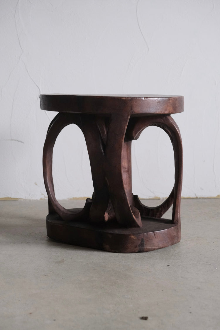 バガ族 スツール x large ①