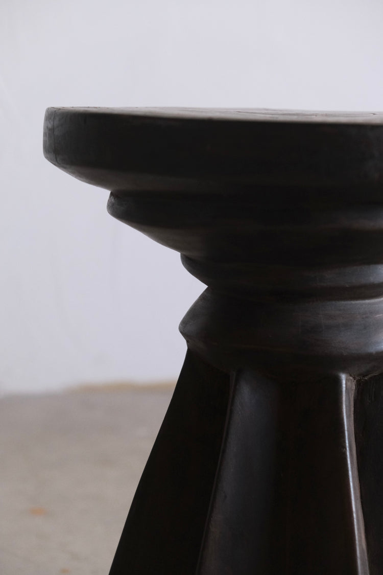 マレンカ族 スツール medium④