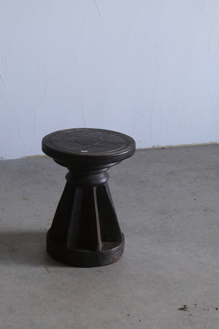 マレンカ族 スツール medium④