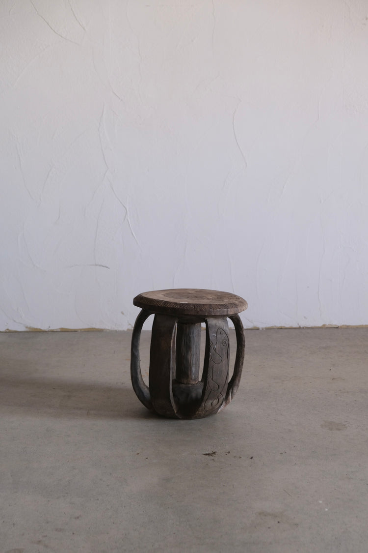 バガ族 スツール medium①