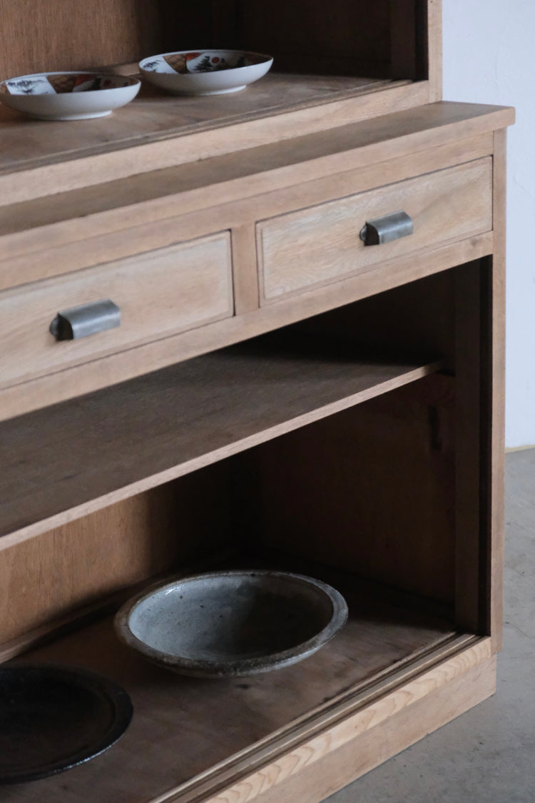 ガラス戸棚(取置き中)