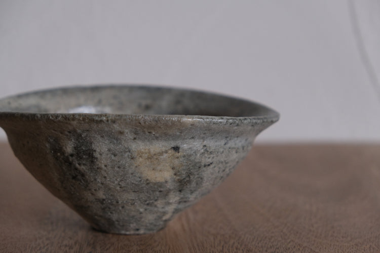 白掛沓形鉢