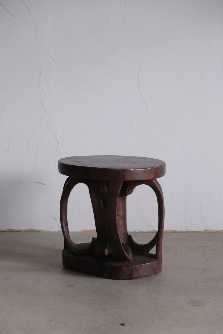 バガ族 スツール x large ①