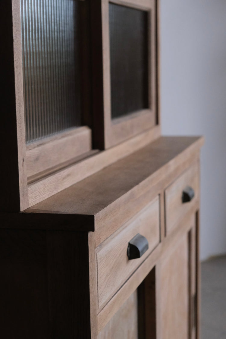 ガラス戸棚(取置き中)