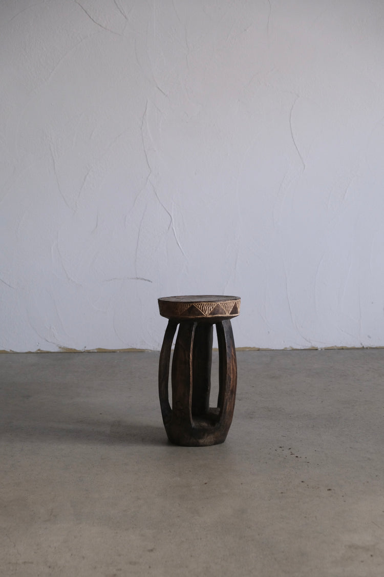 バガ族 スツール small①