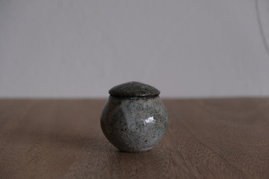 白掛蓋物