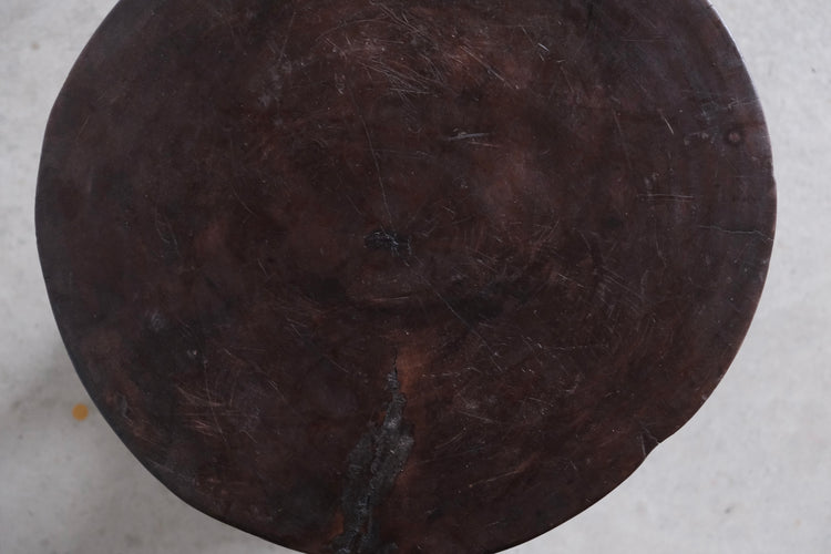 バガ族 スツール x large ①