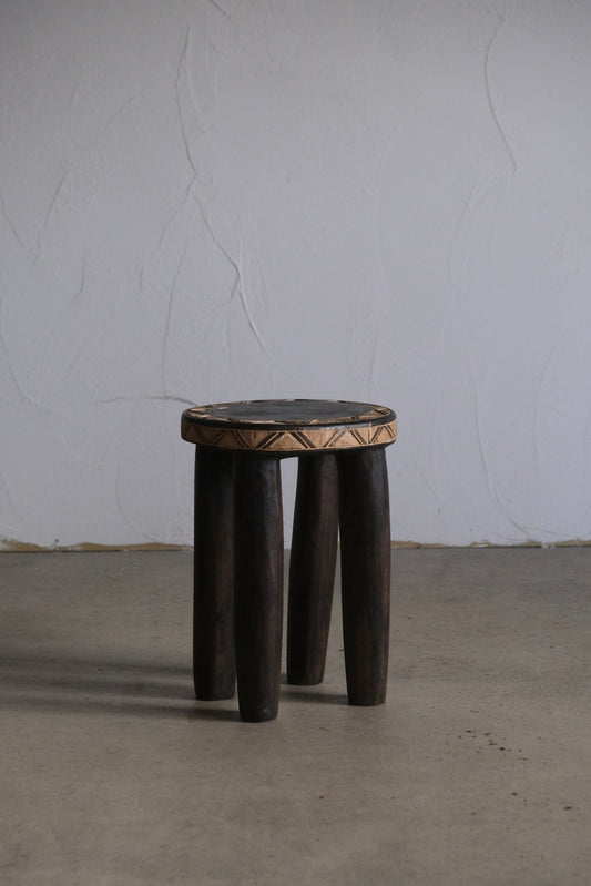 アフリカ　スツール アフリカン スツール 木製 3本脚 椅子 民芸/African Wooden Stool