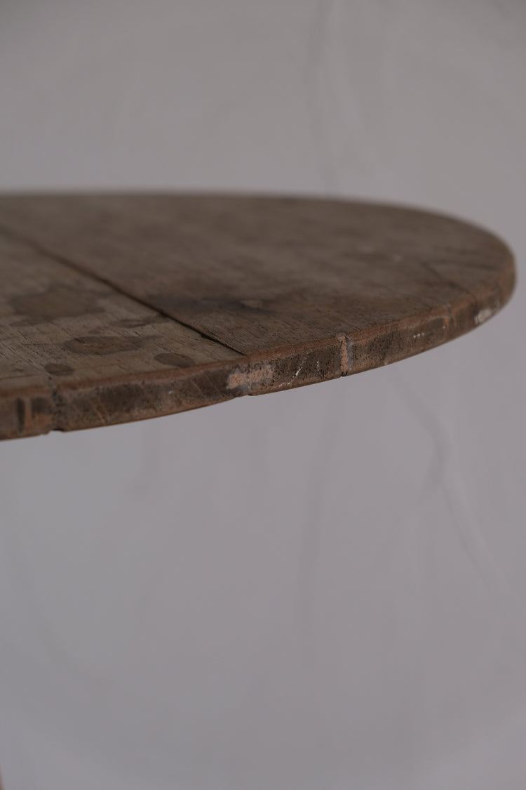 ラウンドテーブル