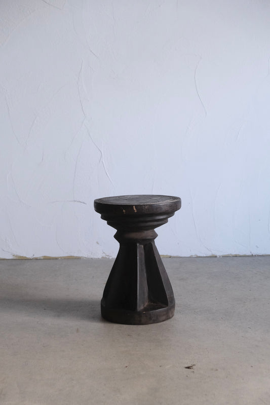 マレンカ族 スツール medium①