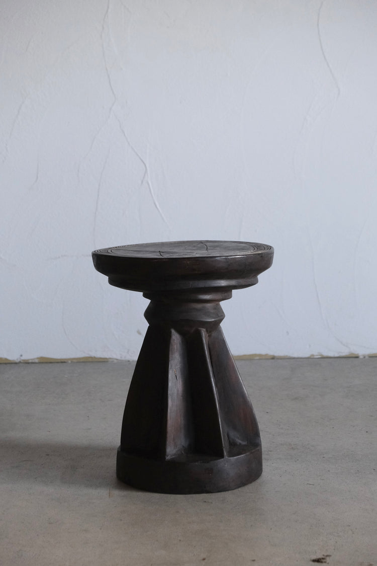 マレンカ族 スツール medium②