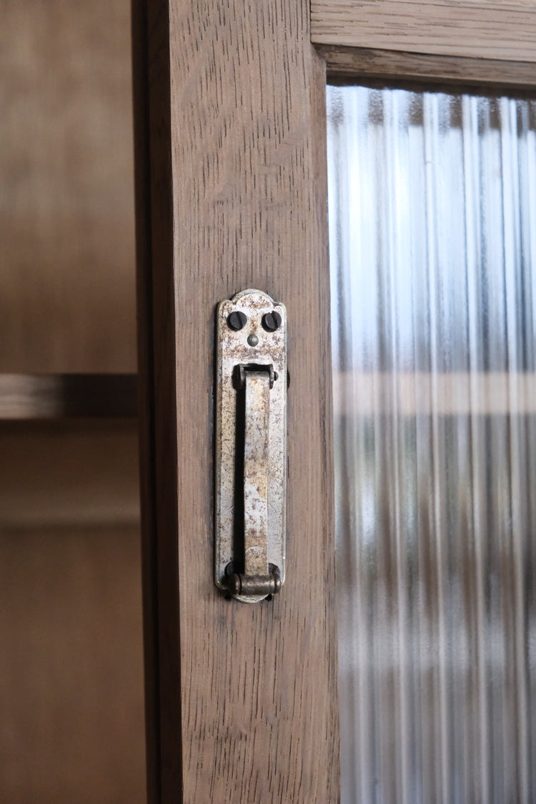 ガラス戸棚(取置き中)