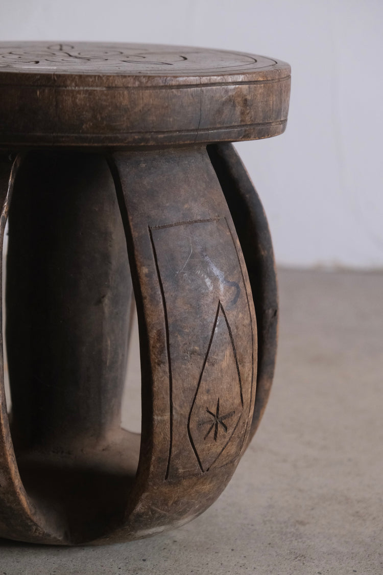 バガ族 スツール medium④