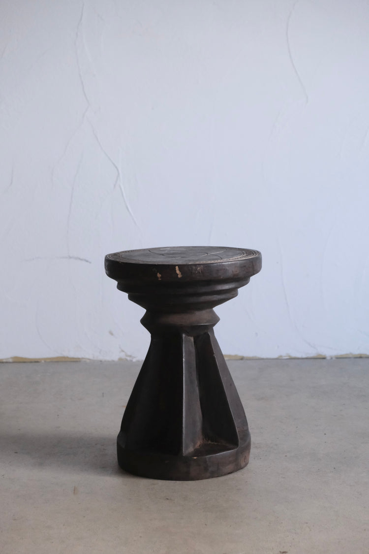 マレンカ族 スツール medium①