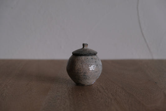 白掛蓋物