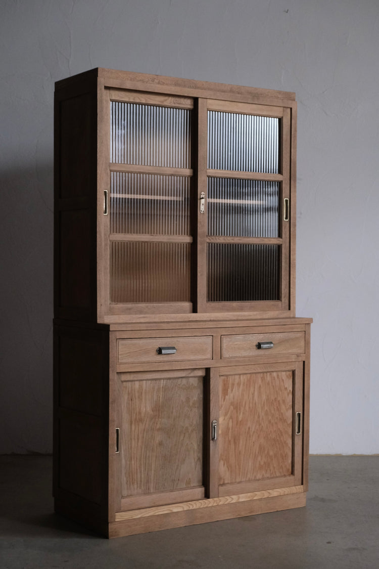 ガラス戸棚(取置き中)